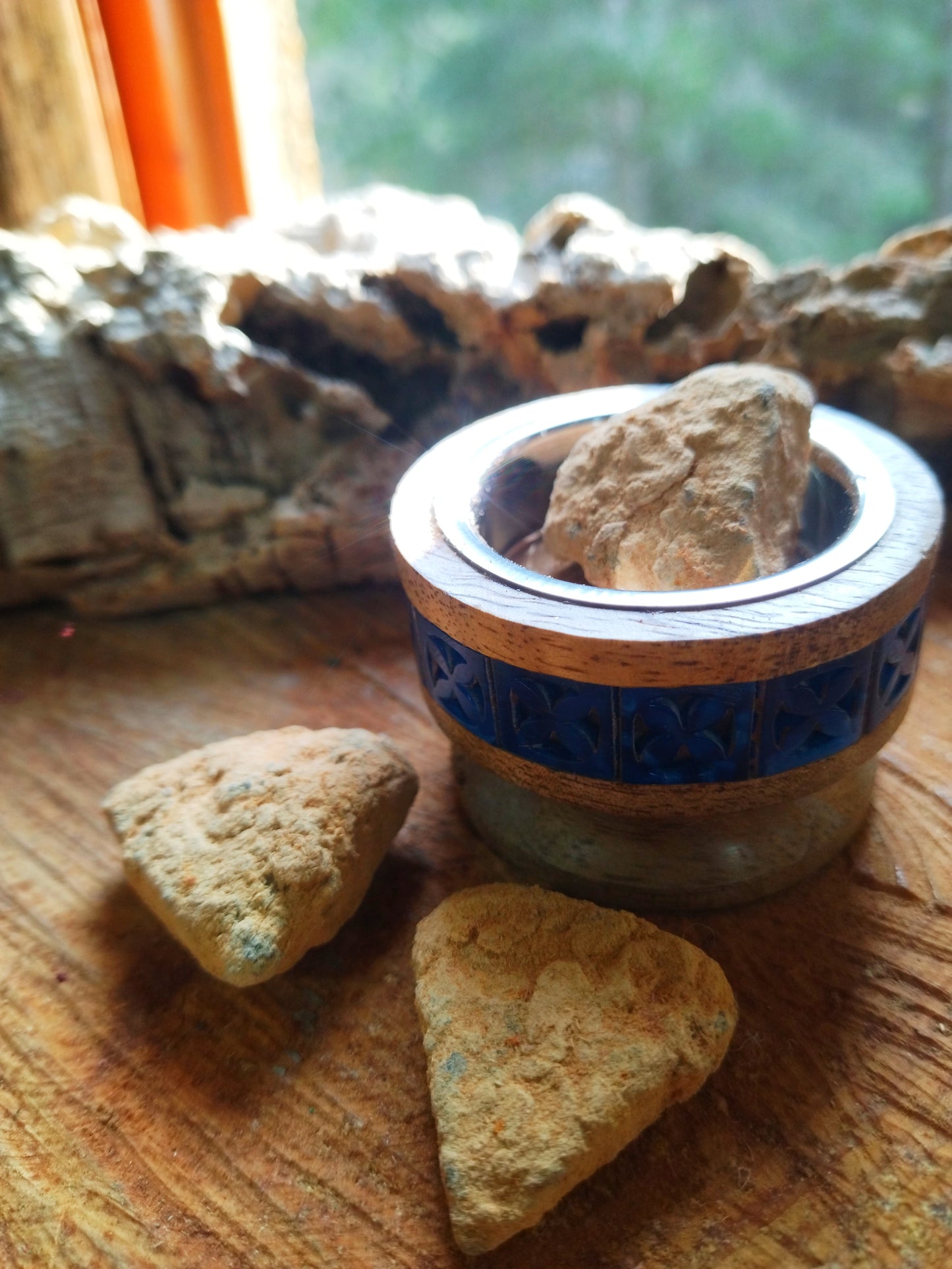 TRIÁNGULOS AROMÁTICOS